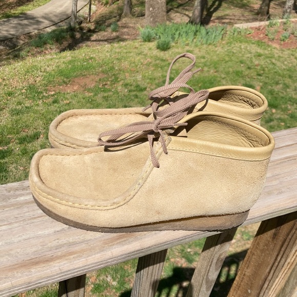 Clarks Other - Authentic Wallabees men 8 1/2
